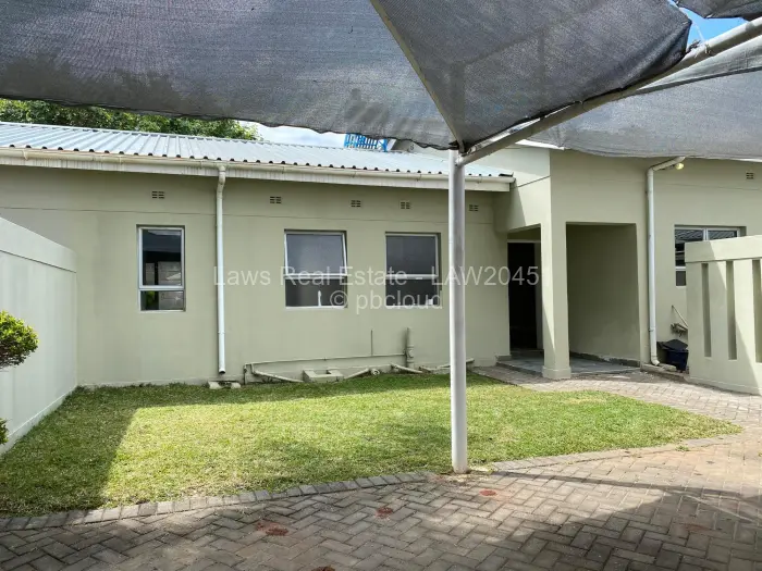 Flat/Apartment to Rent in Newlands