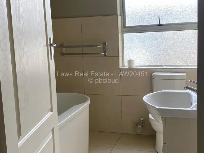 Flat/Apartment to Rent in Newlands