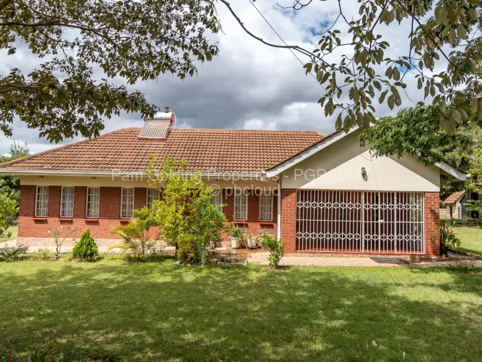 3 Bedroom House for Sale in Waterfalls, Harare