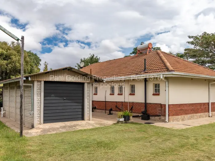 3 Bedroom House for Sale in Waterfalls, Harare