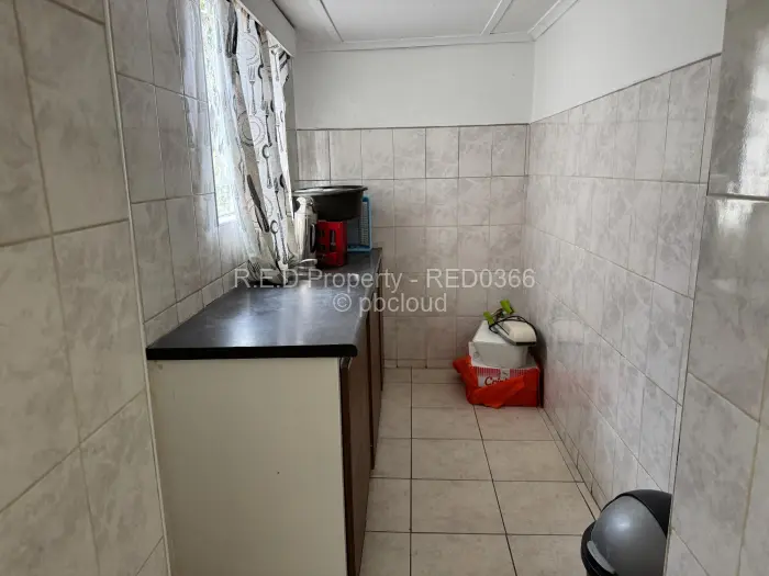 2 Bedroom House for Sale in Famona, Bulawayo