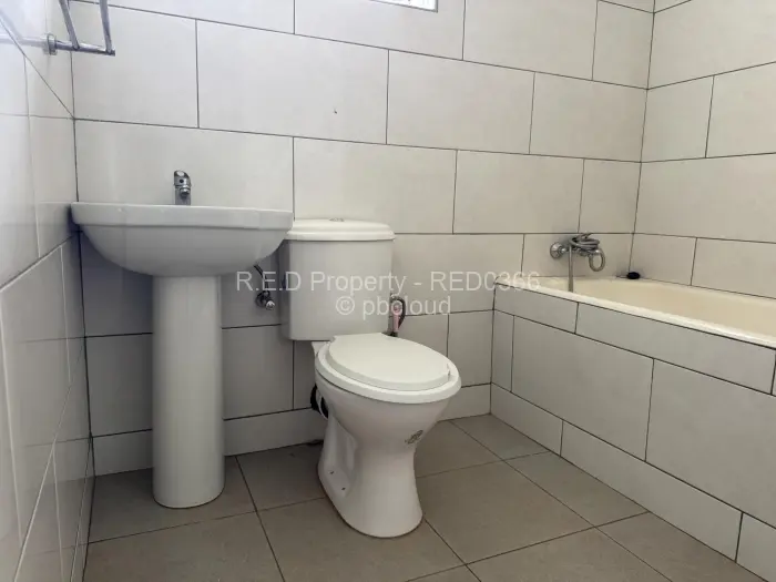 2 Bedroom House for Sale in Famona, Bulawayo