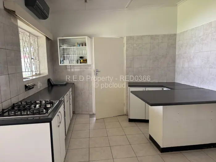 2 Bedroom House for Sale in Famona, Bulawayo