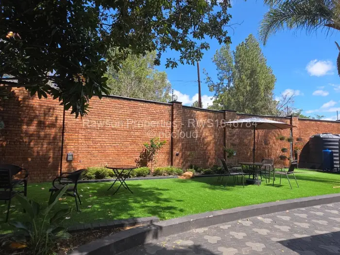 Townhouse/Cluster to Rent in Mount Pleasant