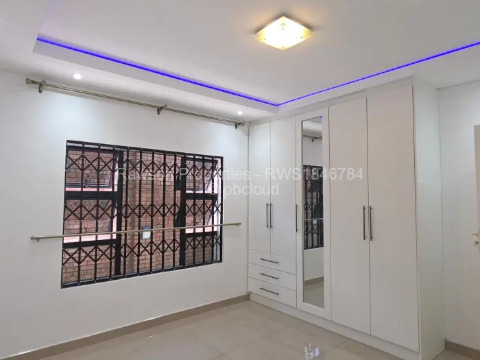 Townhouse/Cluster to Rent in Mount Pleasant