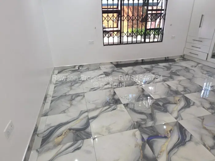 Townhouse/Cluster to Rent in Mount Pleasant