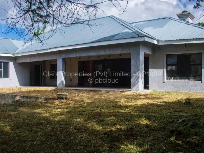 3 Bedroom House for Sale in Borrowdale Brooke, Harare