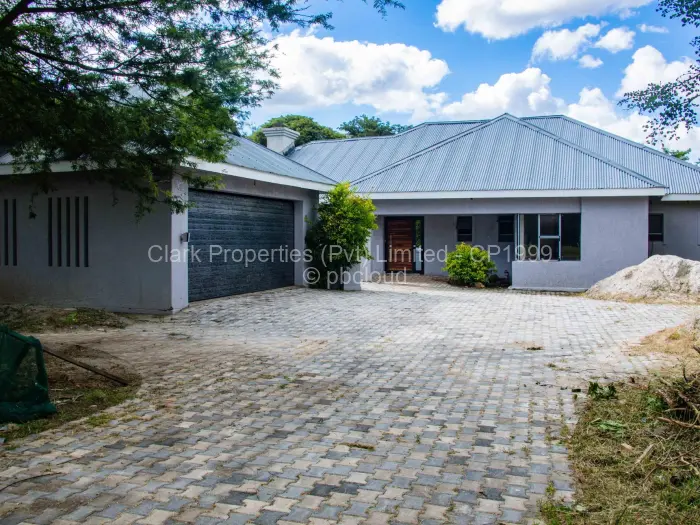 3 Bedroom House for Sale in Borrowdale Brooke, Harare
