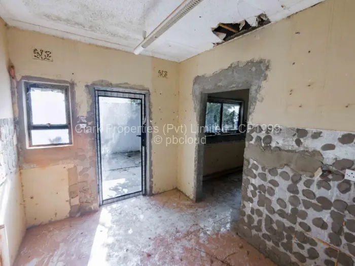 3 Bedroom House for Sale in Borrowdale Brooke, Harare