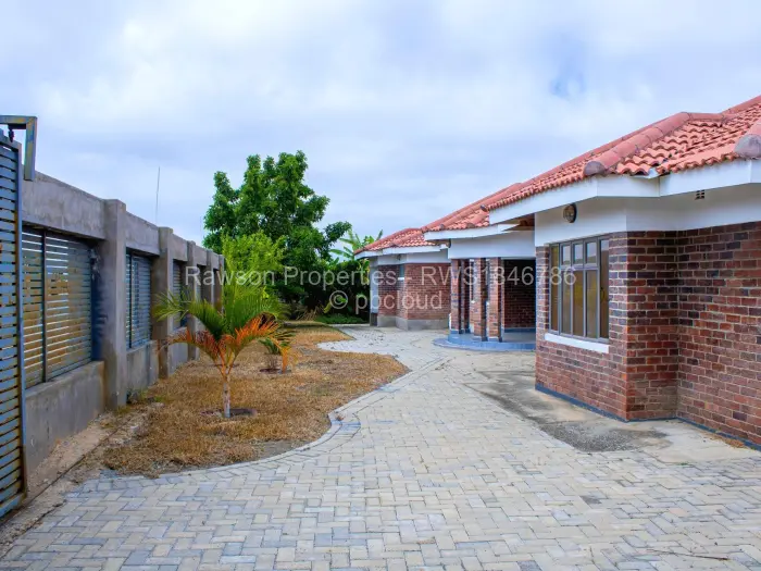 4 Bedroom House for Sale in Rockview, Harare