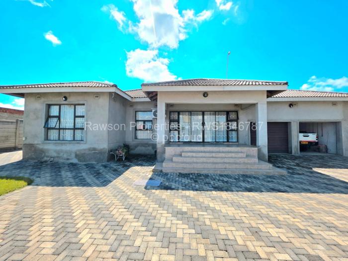 4 Bedroom House for Sale in Rockview, Harare