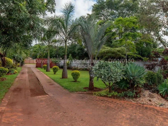 4 Bedroom House for Sale in Borrowdale, Harare