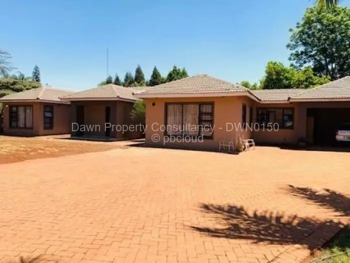 4 Bedroom House for Sale in Borrowdale, Harare
