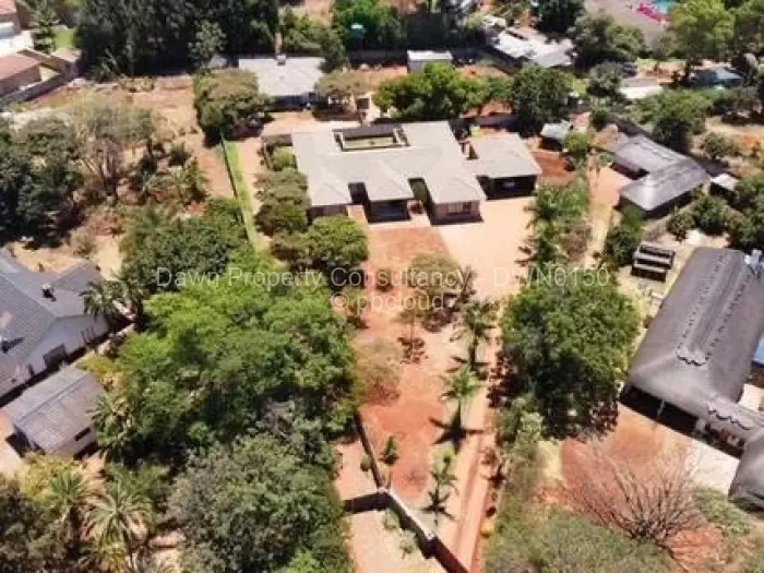 4 Bedroom House for Sale in Borrowdale, Harare