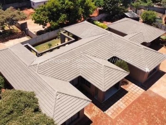 4 Bedroom House for Sale in Borrowdale, Harare