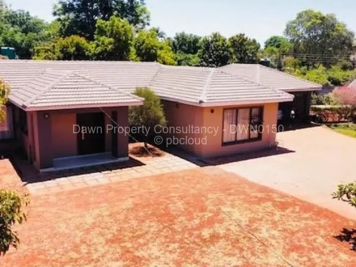 4 Bedroom House for Sale in Borrowdale, Harare