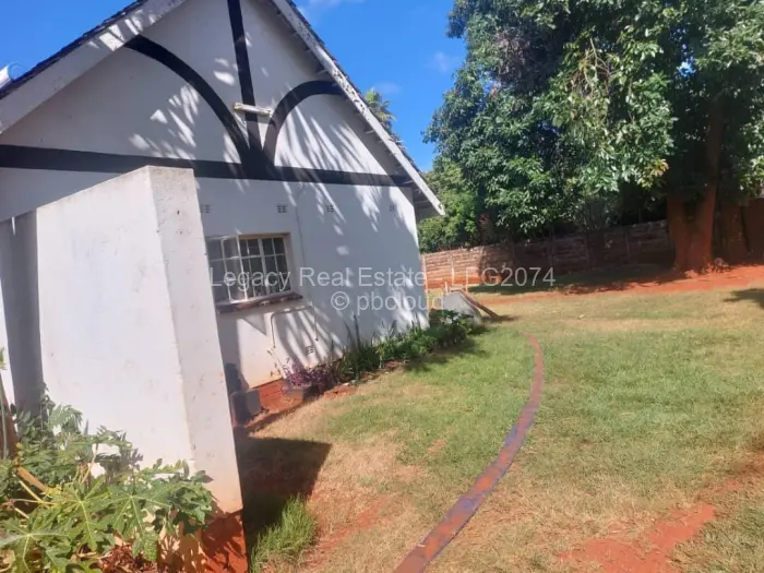 4 Bedroom House for Sale in Borrowdale, Harare