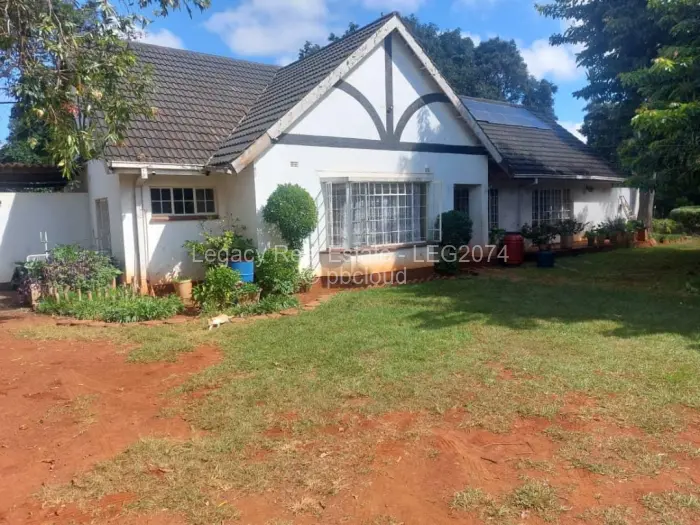 4 Bedroom House for Sale in Borrowdale, Harare