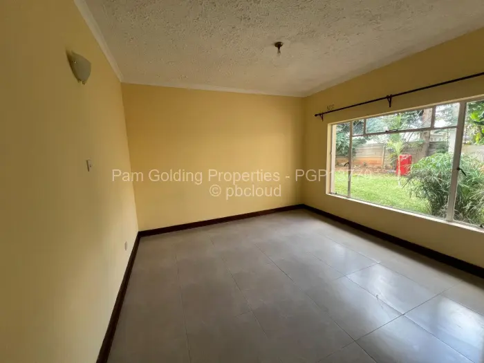 4 Bedroom House to Rent in Borrowdale West