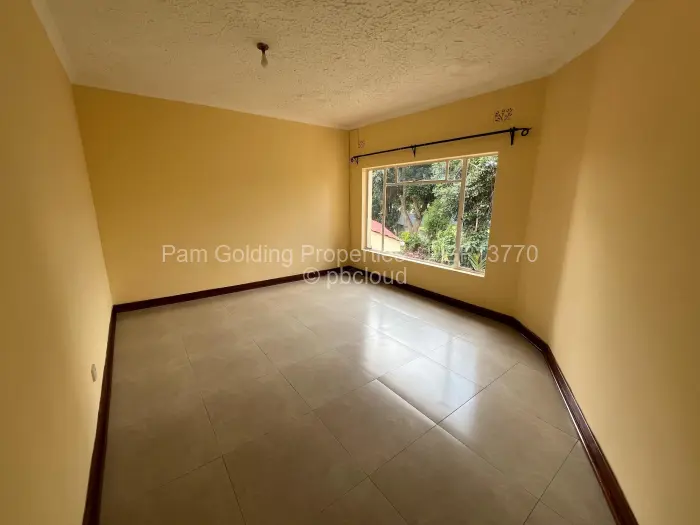 4 Bedroom House to Rent in Borrowdale West