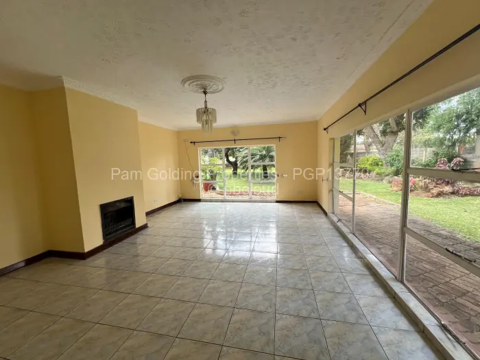 4 Bedroom House to Rent in Borrowdale West