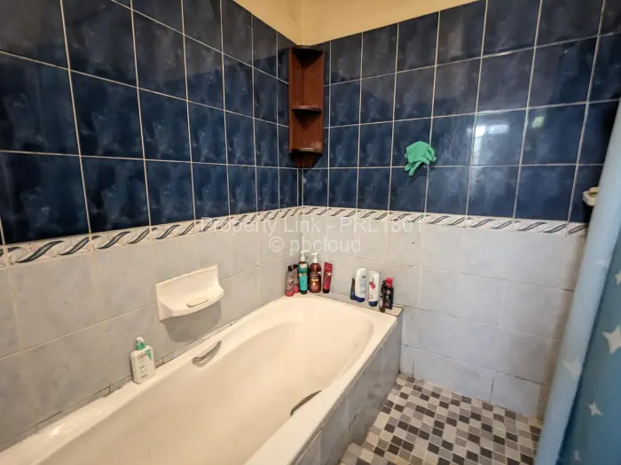 3 Bedroom House to Rent in Athlone