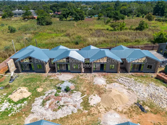 Townhouse/Cluster for Sale in Vainona, Harare