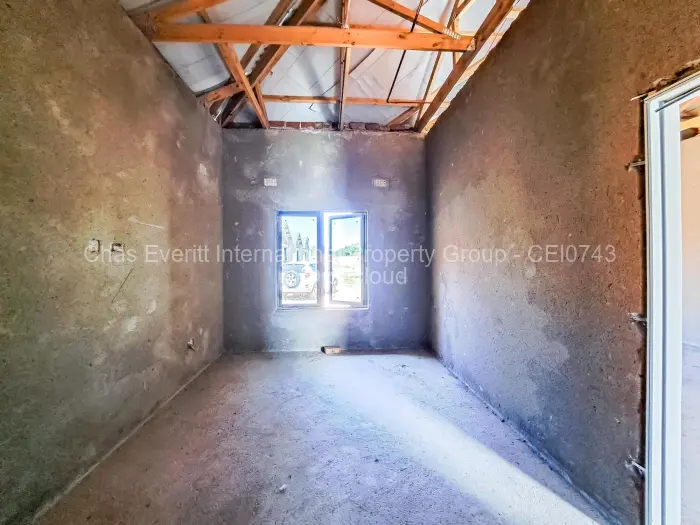 Townhouse/Cluster for Sale in Vainona, Harare