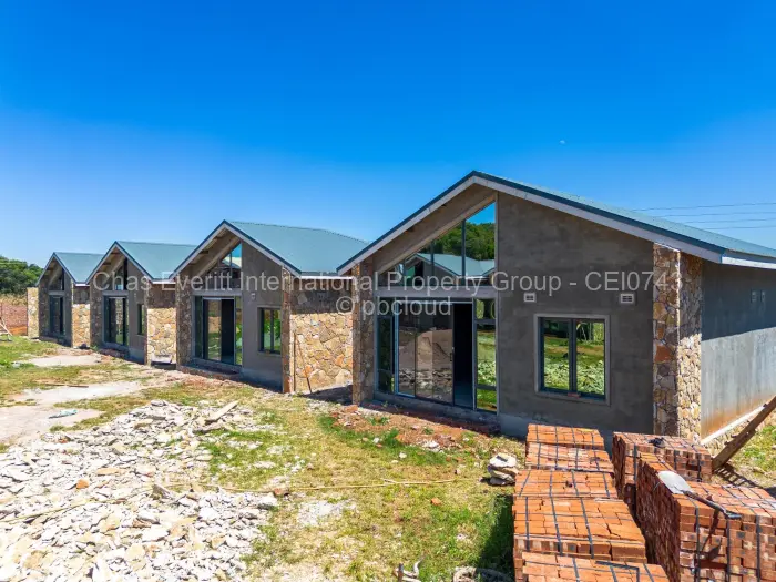 Townhouse/Cluster for Sale in Vainona, Harare