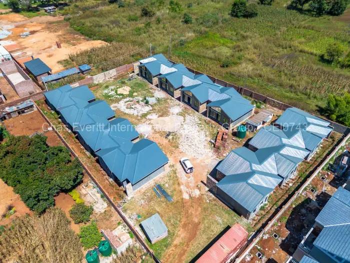 Townhouse/Cluster for Sale in Vainona, Harare