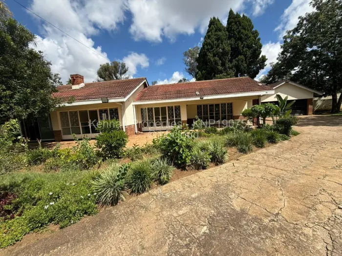 4 Bedroom House for Sale in Gunhill, Harare