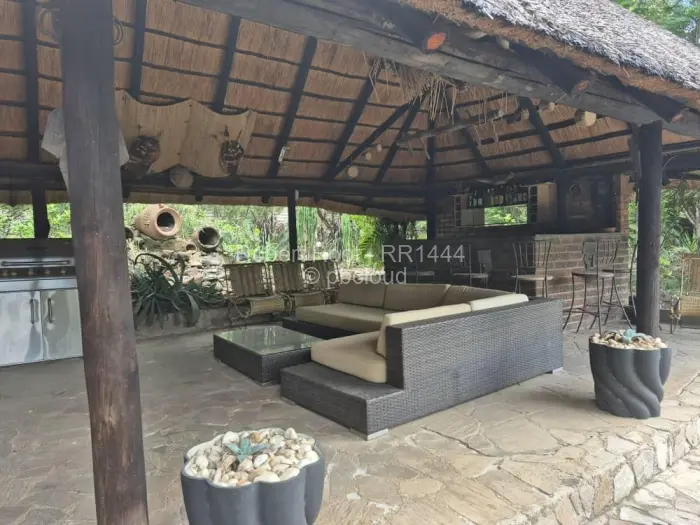 5 Bedroom House for Sale in Glen Lorne, Harare