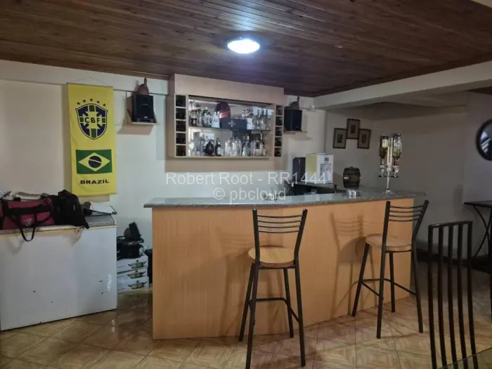 5 Bedroom House for Sale in Glen Lorne, Harare