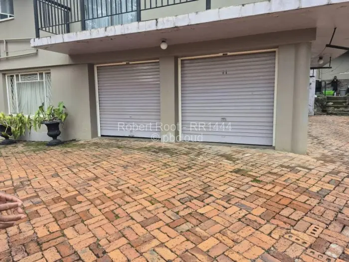 5 Bedroom House for Sale in Glen Lorne, Harare