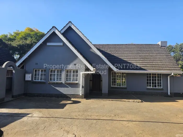 4 Bedroom House for Sale in Borrowdale, Harare