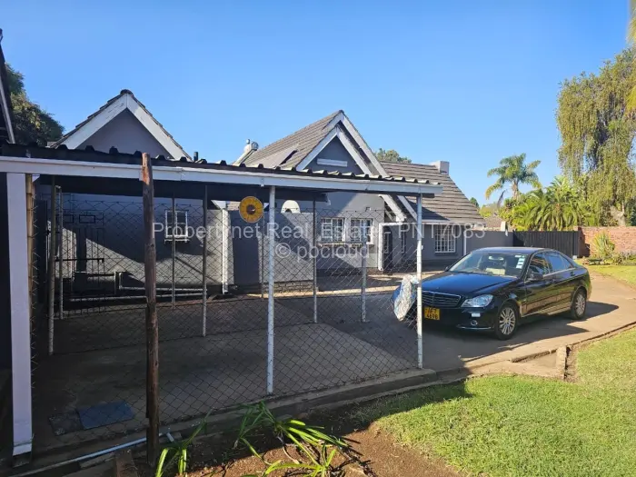 4 Bedroom House for Sale in Borrowdale, Harare