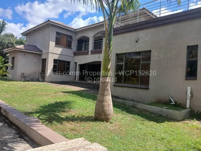 6 Bedroom House for Sale in Quinnington, Harare