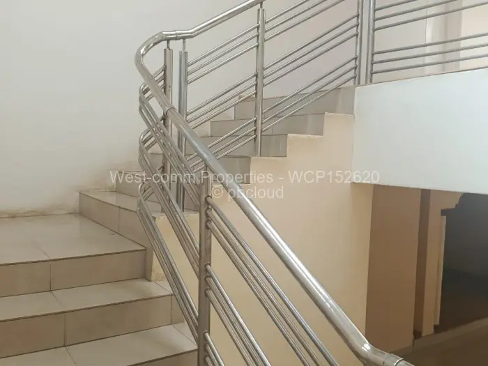 6 Bedroom House for Sale in Quinnington, Harare