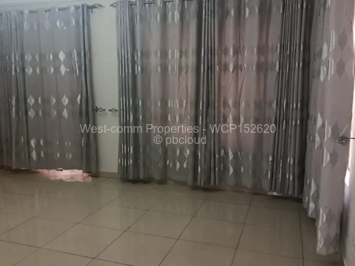 6 Bedroom House for Sale in Quinnington, Harare