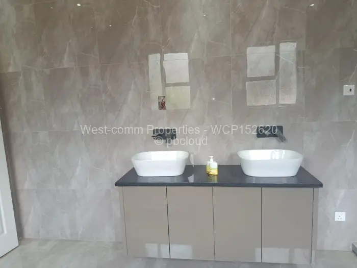 6 Bedroom House for Sale in Quinnington, Harare