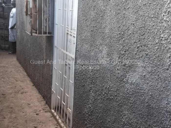 4 Bedroom House for Sale in Dzivarasekwa, Harare