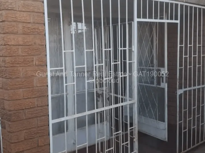 4 Bedroom House for Sale in Dzivarasekwa, Harare
