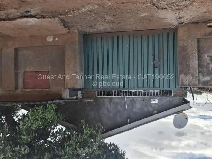 4 Bedroom House for Sale in Dzivarasekwa, Harare