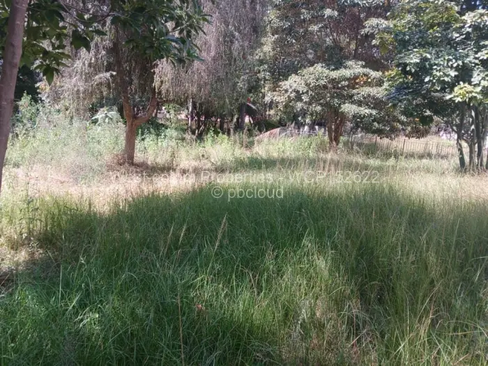 6 Bedroom House for Sale in Glen Lorne, Harare