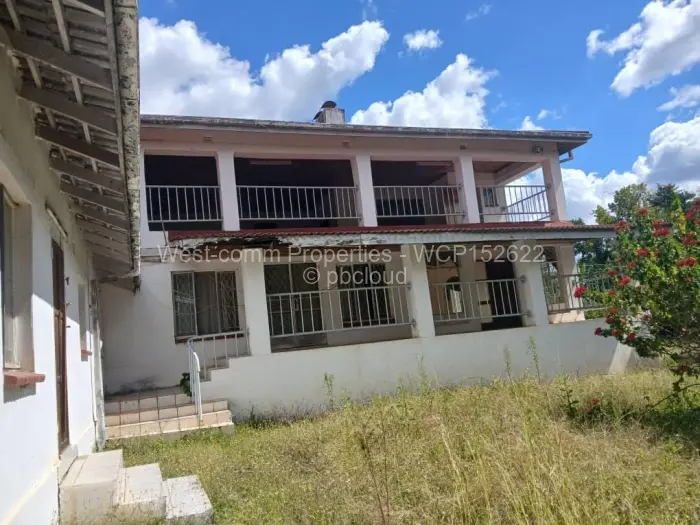 6 Bedroom House for Sale in Glen Lorne, Harare