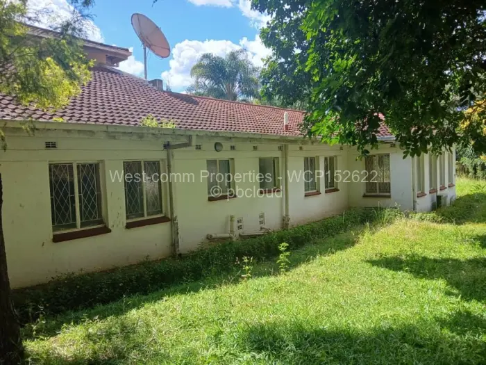 6 Bedroom House for Sale in Glen Lorne, Harare