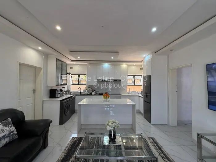 2 Bedroom Cottage/Garden Flat to Rent in Arlington, Harare