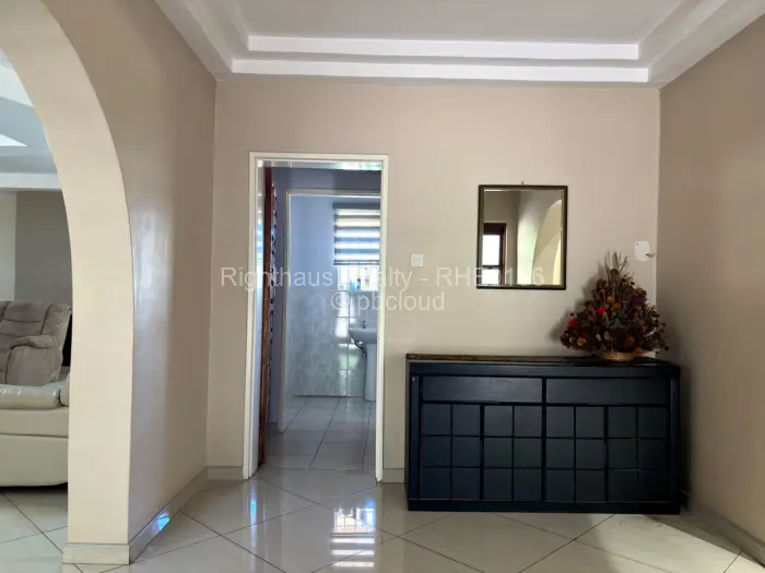 5 Bedroom House for Sale in Greystone Park, Harare
