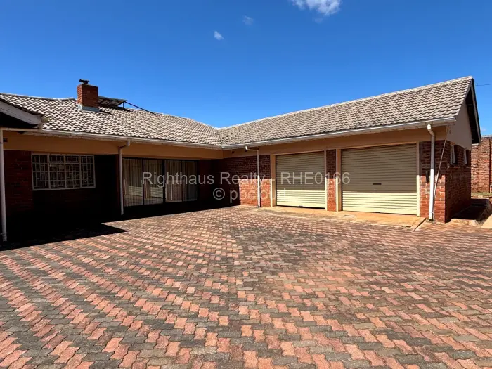5 Bedroom House for Sale in Greystone Park, Harare
