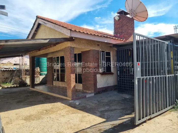 4 Bedroom House to Rent in Budiriro